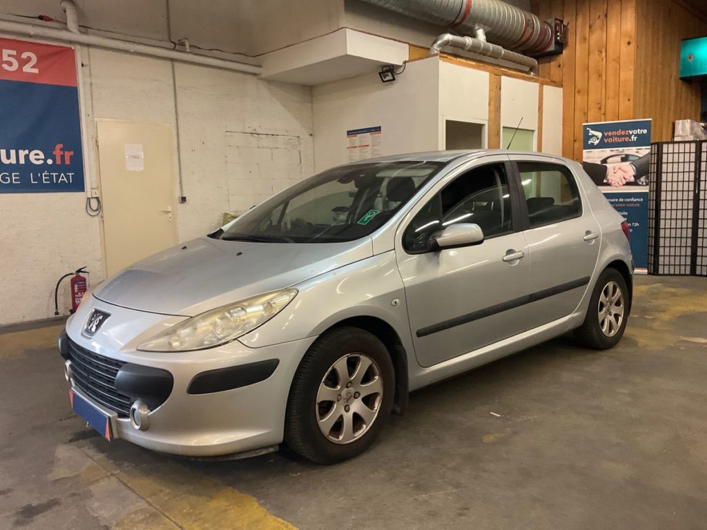 Peugeot 307 1.6L Confort Pack 110CH / 4490€