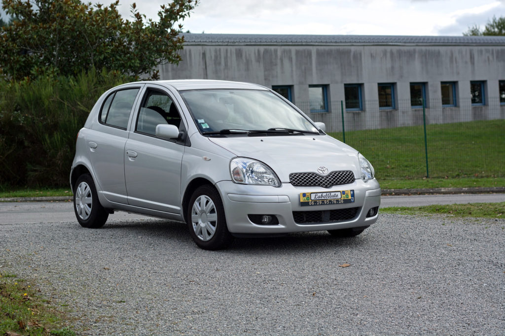 Toyota Yaris 1.3L VVT-i Bleue 85CH / 3990€