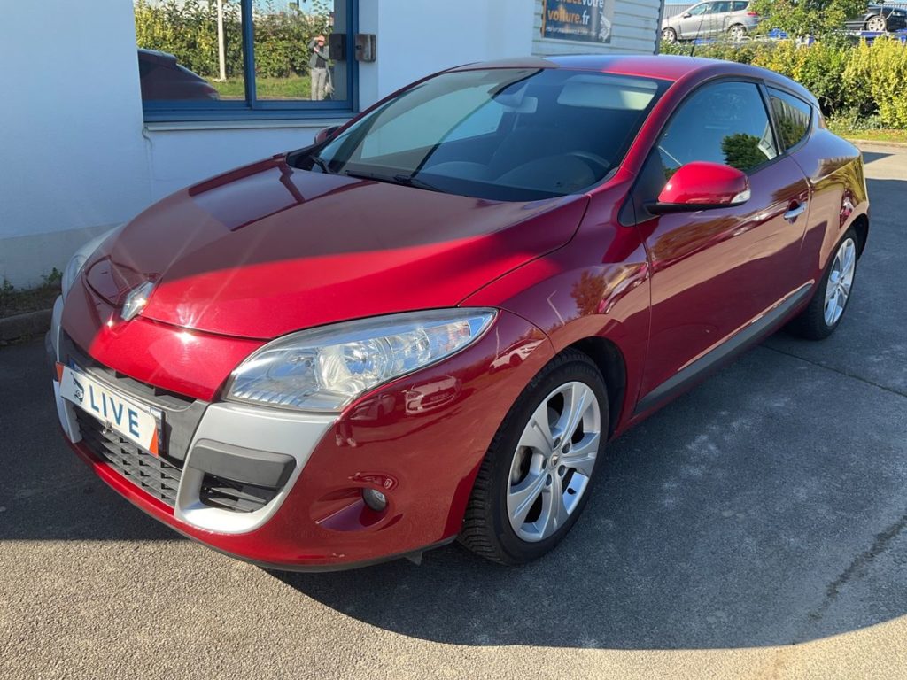 Renault Megane 3 coupé 1.5L dCi Dynamique 110CH / 6990€