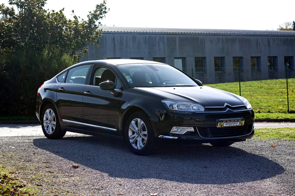 Citroen C5 1.6L HDi Millenium 110CH / 7490€