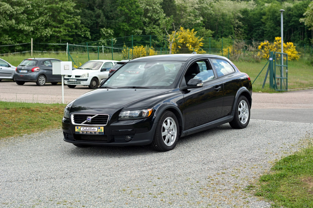 Volvo C30 2.0 D Momentum 135CH / 5490€