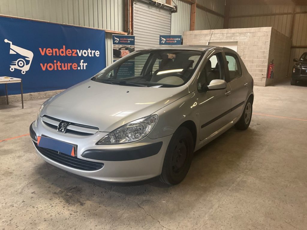 Peugeot 307 1.6L XT Premium 110CH / 3990€