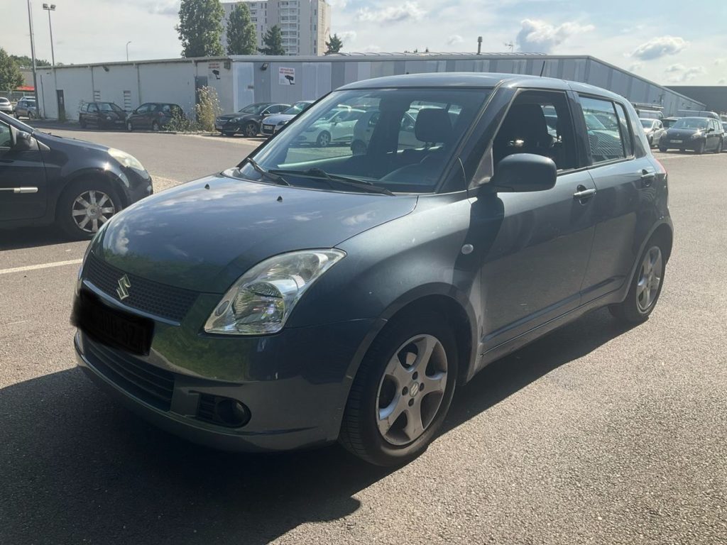 Suzuki Swift 1.3L GL 5 portes 92CH / 4990€