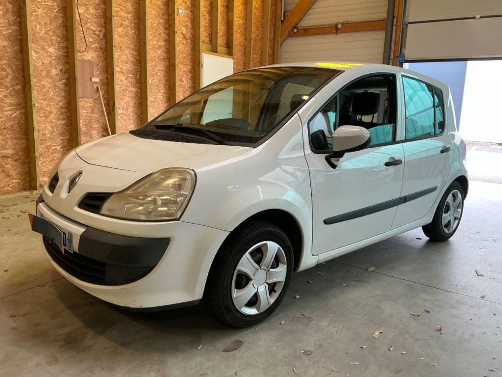Renault Modus 1.2L Emotion 75CH / 5490€