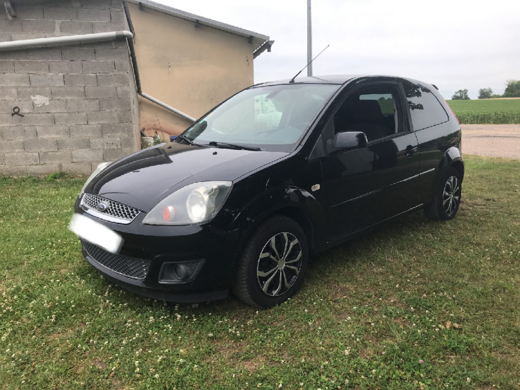 Ford Fiesta 1.4 TDCi Connection 68ch / 4490€