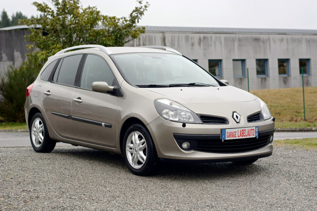 Renault Clio Estate 1.2L TCe 100CH Dynamique / 4990€