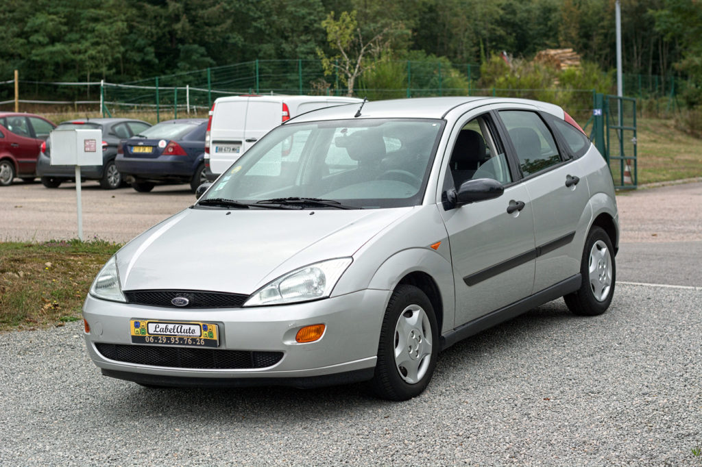Ford Focus 1.6L 100CH Trend / 3490€