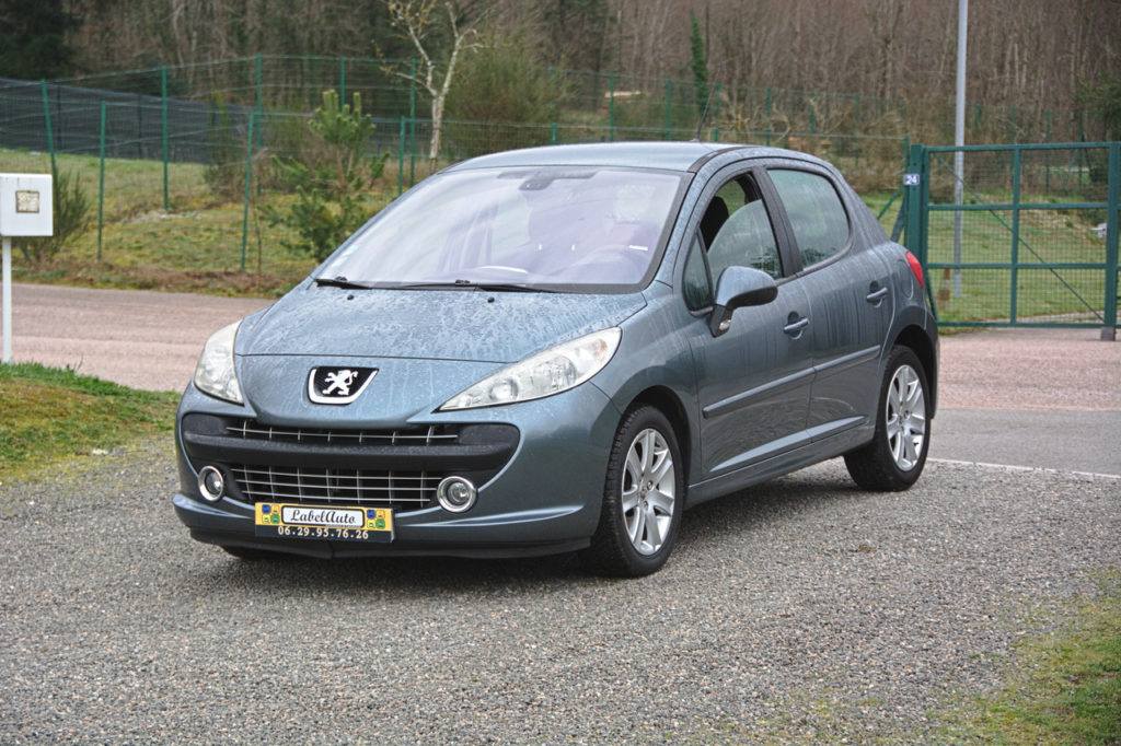 Peugeot 207 1.6L Sport Pack 110CH / 4490€
