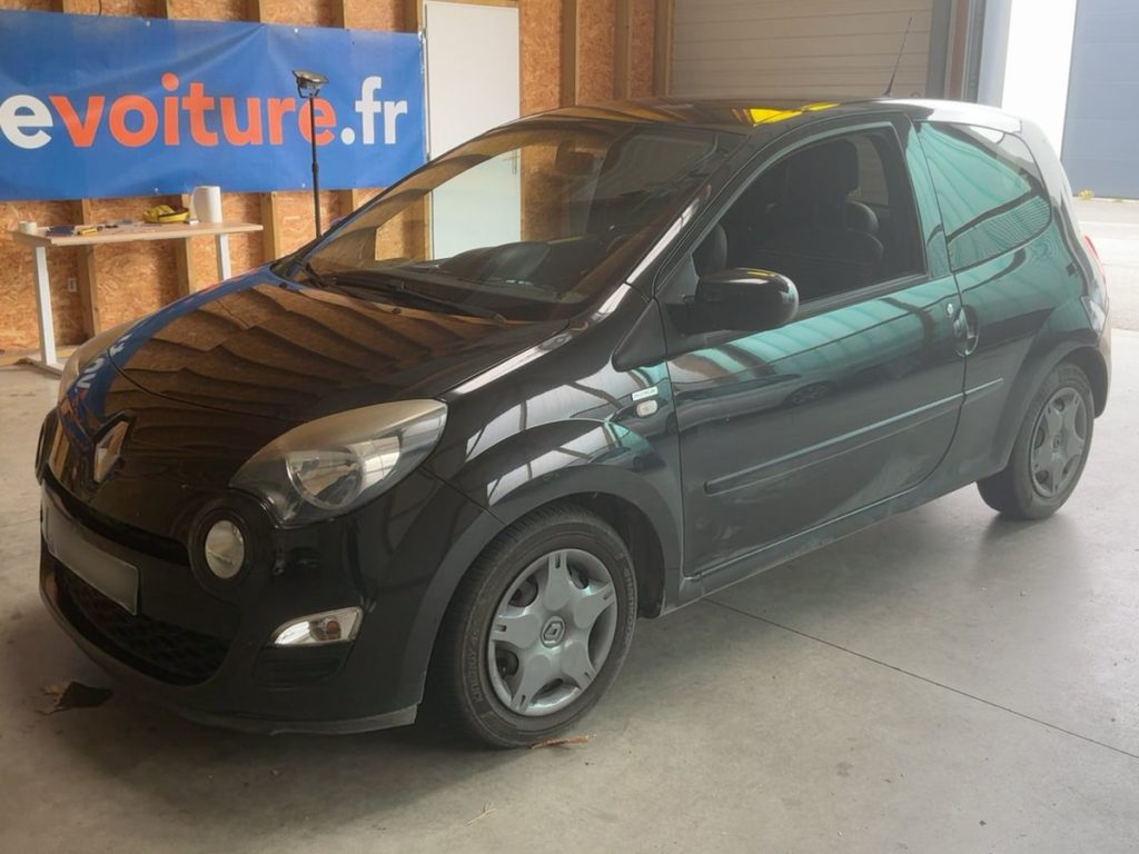 Renault Twingo 1.2L Purple 75CH / 4990€